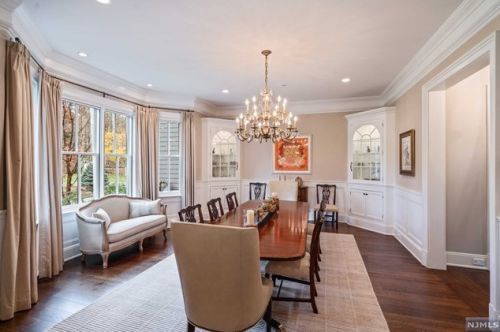 32 Ackerman Rd, Upper Saddle River NJ 07458 exterior