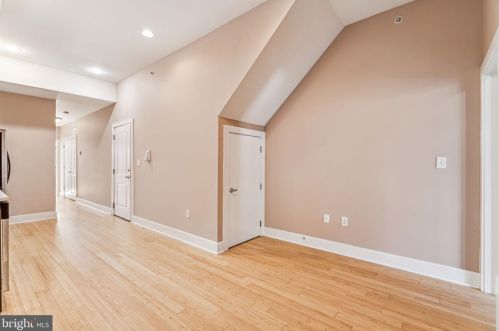 3142 Broad St, Philadelphia PA 19121-3302 exterior