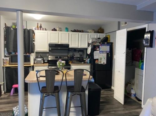 443 Irvine Turner Blvd, Newark NJ 07108-2465 exterior