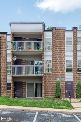 2303 Greenery Ln, Silver Spring MD  20906-3633 exterior