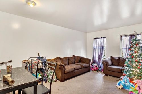 588 165th St, Bronx NY 10459-3273 exterior