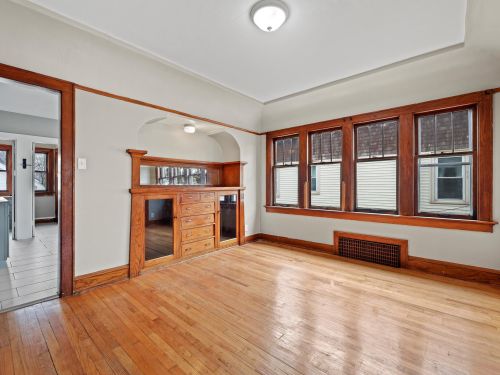 4866 37th St, Milwaukee WI  53221-2570 exterior