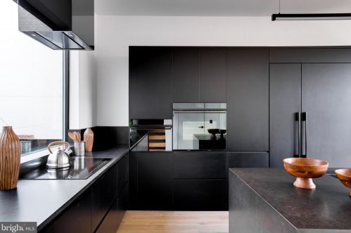 1355 Kater St, Philadelphia PA 19147-1817 exterior