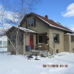 3972 43rd St, Milwaukee WI  53220-2751 exterior