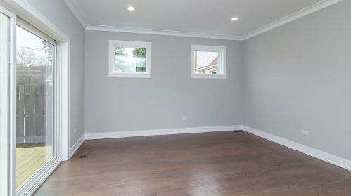 5135 Neenah Ave, Chicago IL  60656-3728 exterior