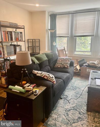 1006 5th St, Philadelphia PA 19147-4010 exterior