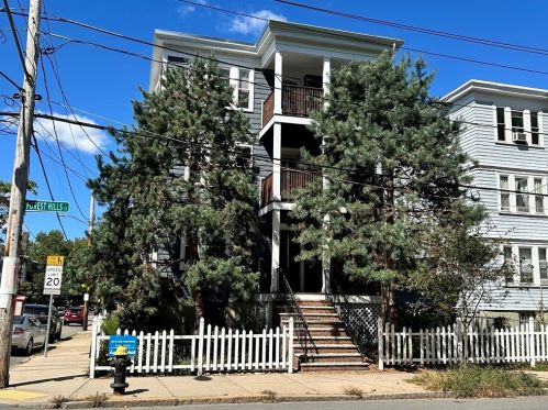 281 Forest Hills St, Boston MA exterior