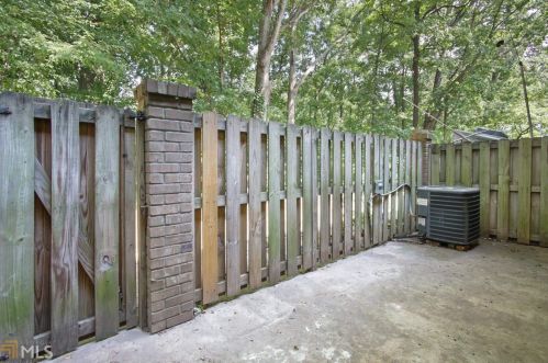 2962 Dekalb Dr, Atlanta GA  30340-2204 exterior