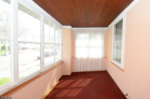 174 Llewellyn Ave, Paterson, NJ 07506-2619