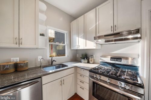 1504 Lawrence St, Washington DC 20017-2913 exterior