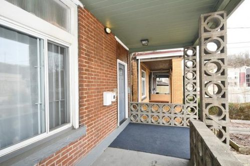 224 Ophelia St, Pittsburgh PA 15213-4230 exterior