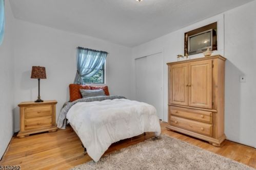 130 Old York Rd, Bridgewater NJ 08807-2686 exterior