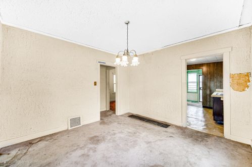 1238 109 Pl, Chicago IL 60655-4001 exterior