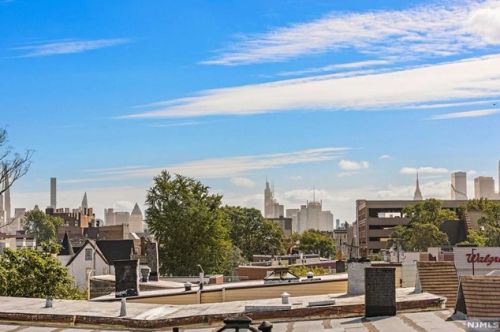 628 36th St, Union City NJ 07087-2511 exterior