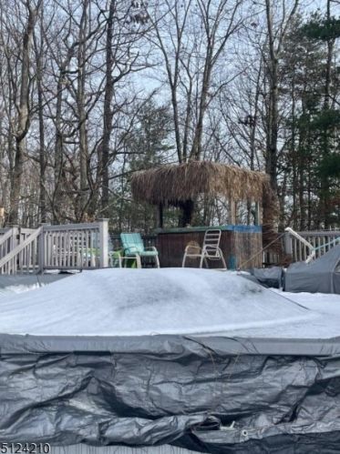 1020 Owassa Rd, Fredon NJ 07860-4120 exterior