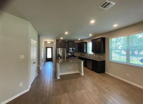 58 La Costa Dr, Montgomery TX 77356-5358 exterior