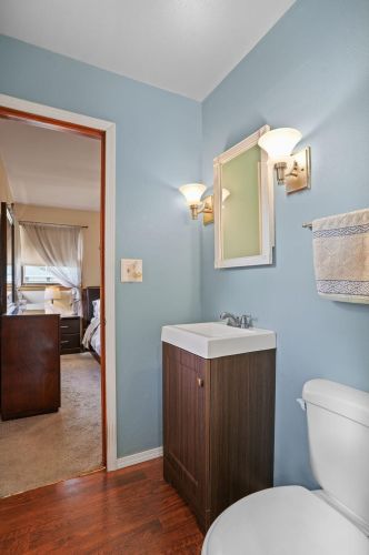 7925 Holt Ave, Milwaukee WI 53219-3845 exterior