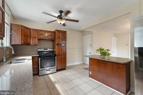 101 Elkinton Ave, Chester PA 19013-5030 exterior