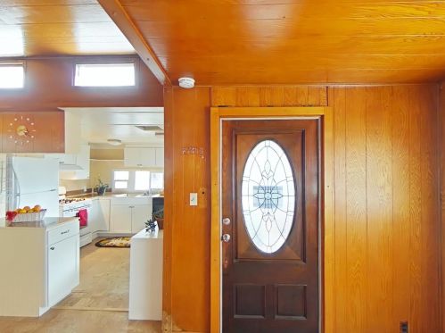 28 Shady Oaks Dr, Folsom CA 95630-1742 exterior