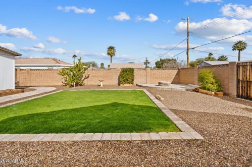 2941 16 Dr, Phoenix AZ 85015-1429 exterior