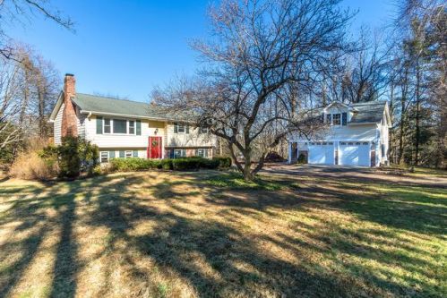 29 Oxford Cir, Montgomery, NJ 08558-2010