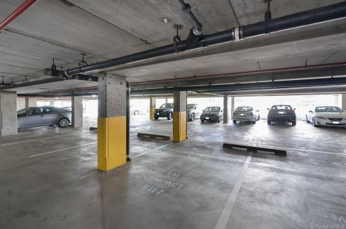 725 Kapiolani Blvd, Honolulu HI 96813-5247 exterior