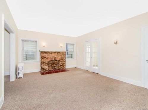 407 Columbus Ave, Mount Vernon NY 10553-1918 exterior