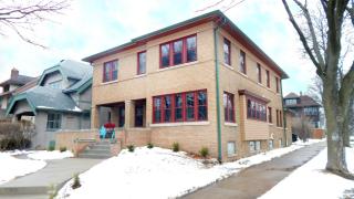 2047 51st St, Milwaukee, WI 53208-1747