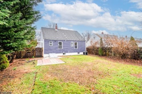 65 Semel Ave, Iselin NJ 08830-1134 exterior