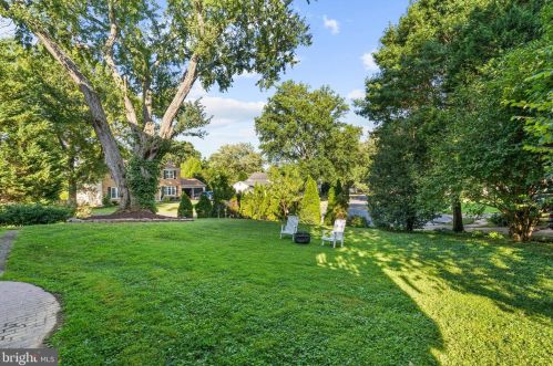 1645 Kirby Rd, Mc Lean VA  22101-3240 exterior