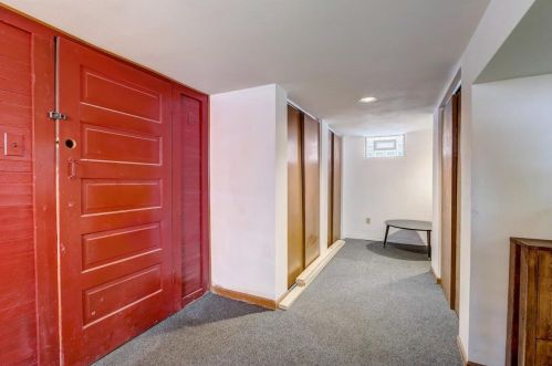 4237 Burrell St, Milwaukee WI  53207-5003 exterior