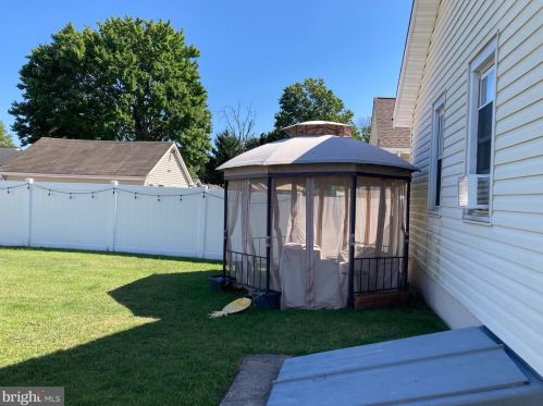 24 Coolidge Ave, Trenton NJ 08648-3713 exterior