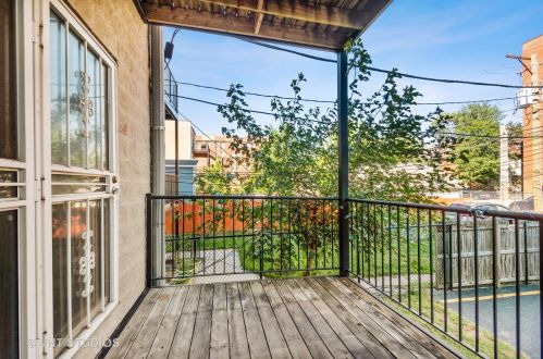 3821 Wabash Ave, Chicago IL  60653-1578 exterior