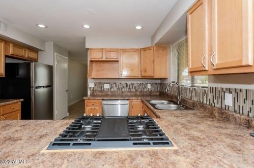 2211 54th Ln, Phoenix AZ  85035-3701 exterior