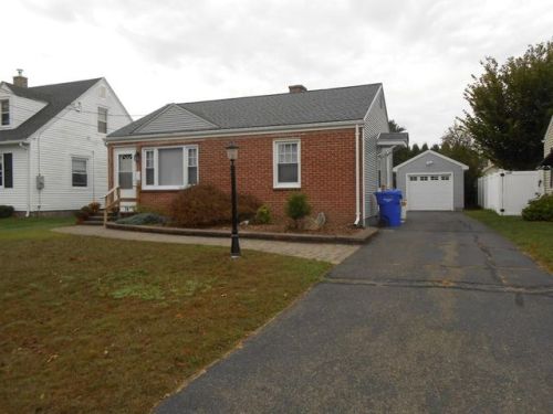 74 Derryfield Ave, Springfield, MA 01118-1321