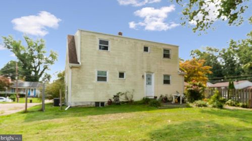 401 Latona Ave, Trenton NJ 08618-2716 exterior