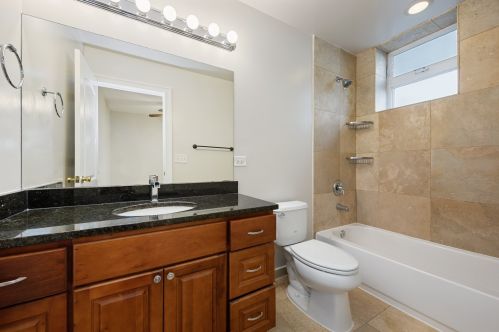 1427 17th St, Chicago IL 60608-2010 exterior