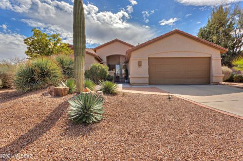 1374 Night Heron Dr, Green Valley AZ 85614-6014 exterior