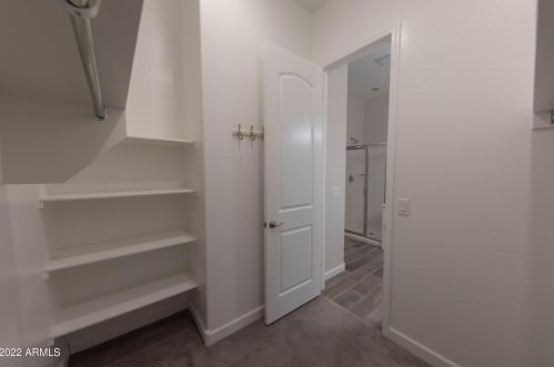 3033 37th Way, Phoenix AZ  85018-2219 exterior