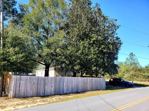 637 Lk Rosemary Ct, Defuniak Springs FL 32433-9628 exterior