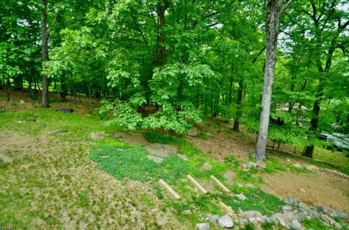 150 Alpine Trl, Sparta NJ  07871-1406 exterior