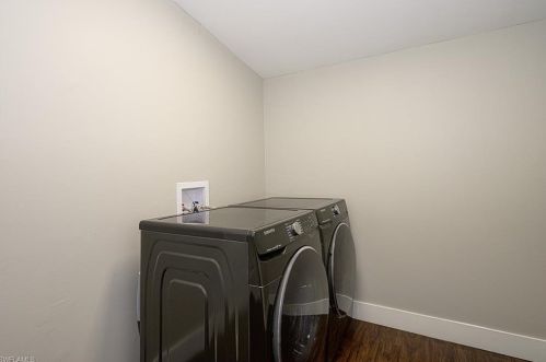 1315 Sandpiper St, Naples FL 34102-1508 exterior