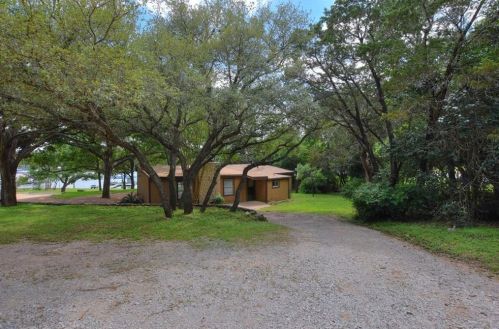 16013 Edwards Dr, Austin, TX 78734-1303