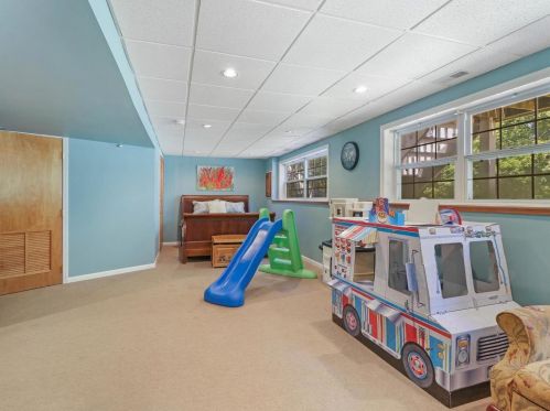 217 Mistwood Ln, Bull Valley IL 60014-4589 exterior