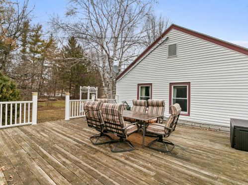 4884 Brookdale Dr, Milwaukee WI 53228-3352 exterior