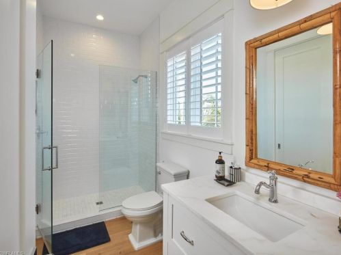 909 10 Ave, Naples FL 34117-0051 exterior