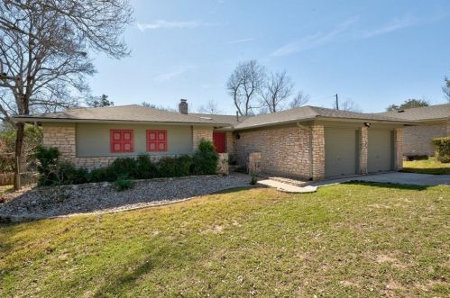 1305 August Dr, Austin, TX 78753-2909