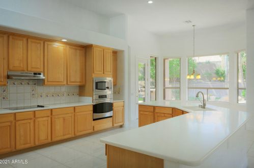 14024 8th Pl, Phoenix AZ 85014-2101 exterior