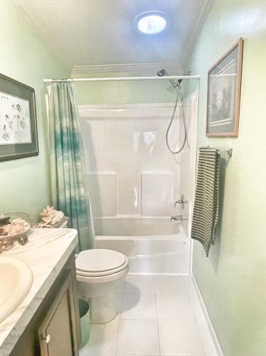 127 James Ct, Defuniak Springs FL exterior