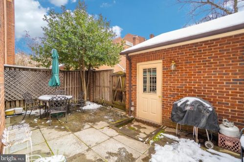 3640 Reservoir Rd, Washington DC 20007-2125 exterior